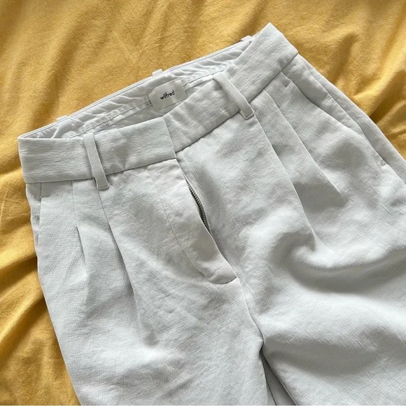 white effortless pants aritzia - Picture 4 of 4